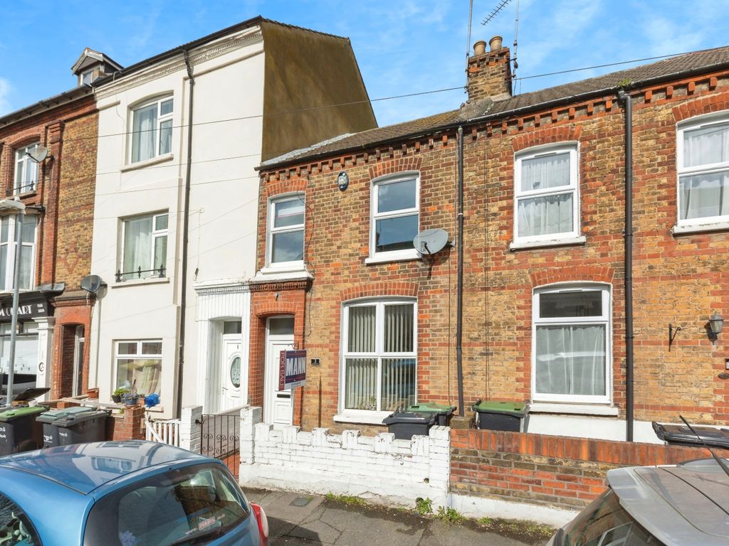 2 bed terraced house for sale in Raphael Road, Gravesend, Kent DA12, £