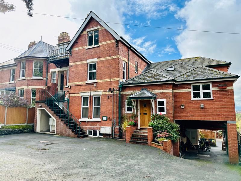 2 bed flat for sale in Hafod Road, Hereford HR1, £185,000 Zoopla