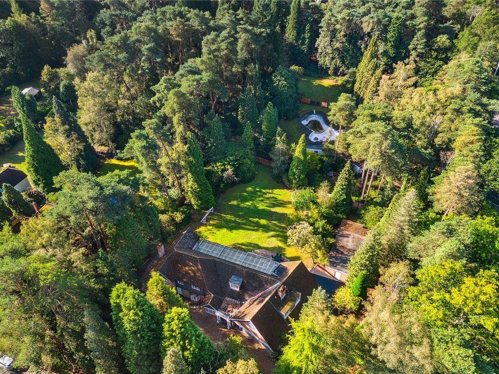 7 bed detached house to rent in Prince Consort Drive, Ascot, Berkshire