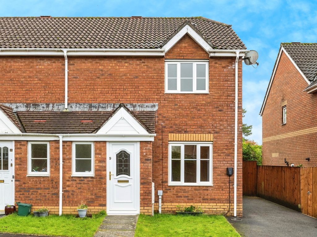 3 bed semidetached house for sale in Jessop Court, Morriston SA6, £