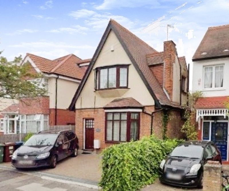 3 bed detached house for sale in Bolton Road, Harrow HA1 Zoopla