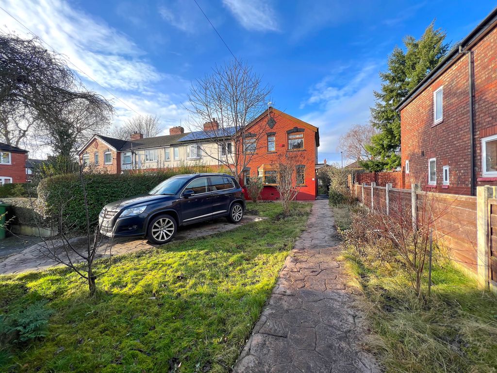 3 bed end terrace house for sale in Grindley Avenue, Chorlton Cum Hardy
