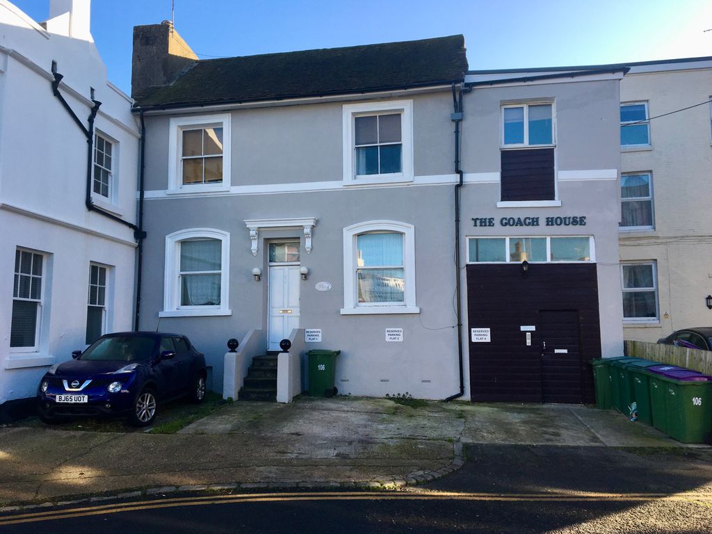 2 bed flat for sale in 106 Dover Road, Folkestone CT20 Zoopla