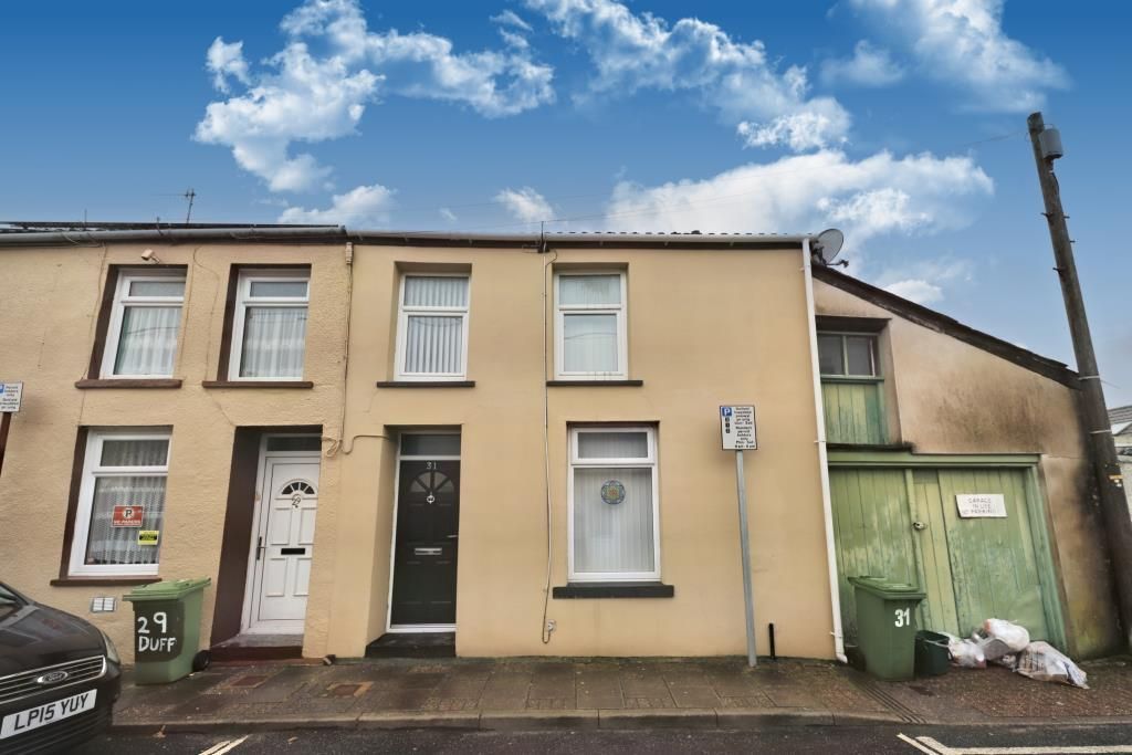 2 bed end terrace house to rent in Duffryn Street, Mountain Ash CF45, £