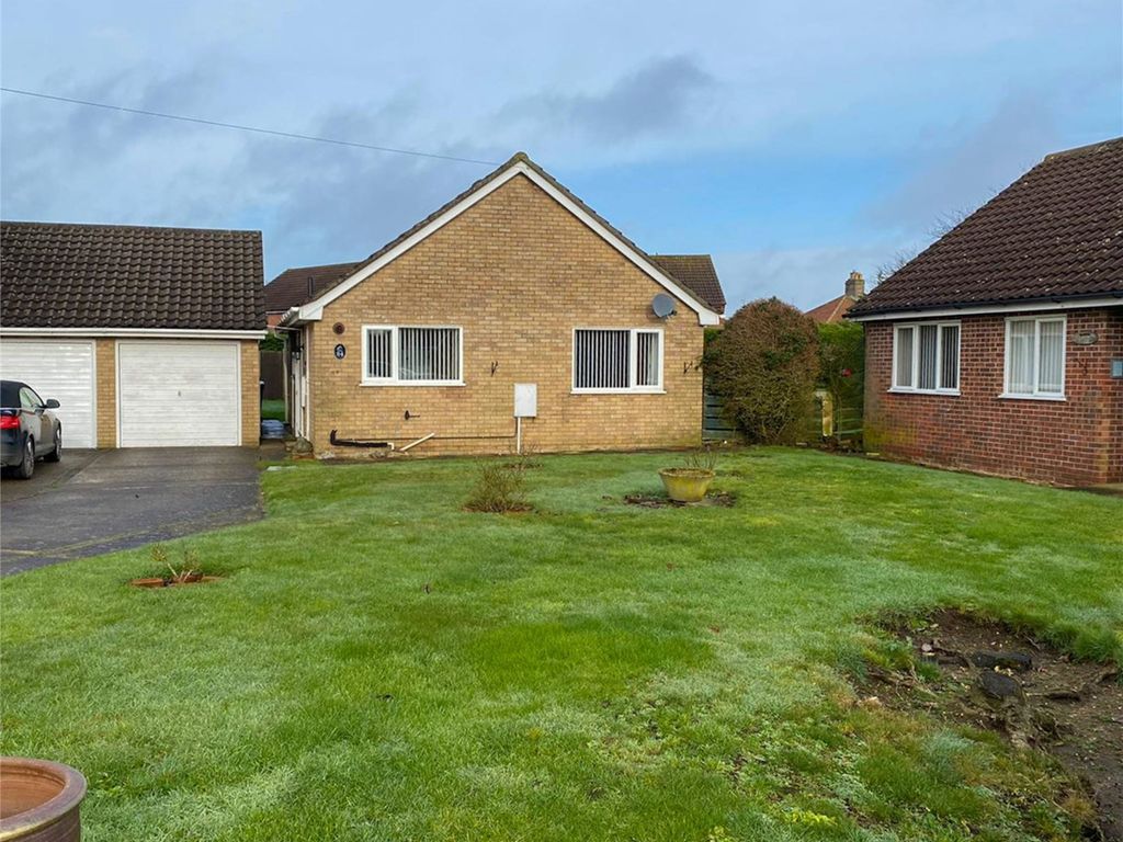 2 bed detached house for sale in Plasset Drive, Attleborough, Norfolk