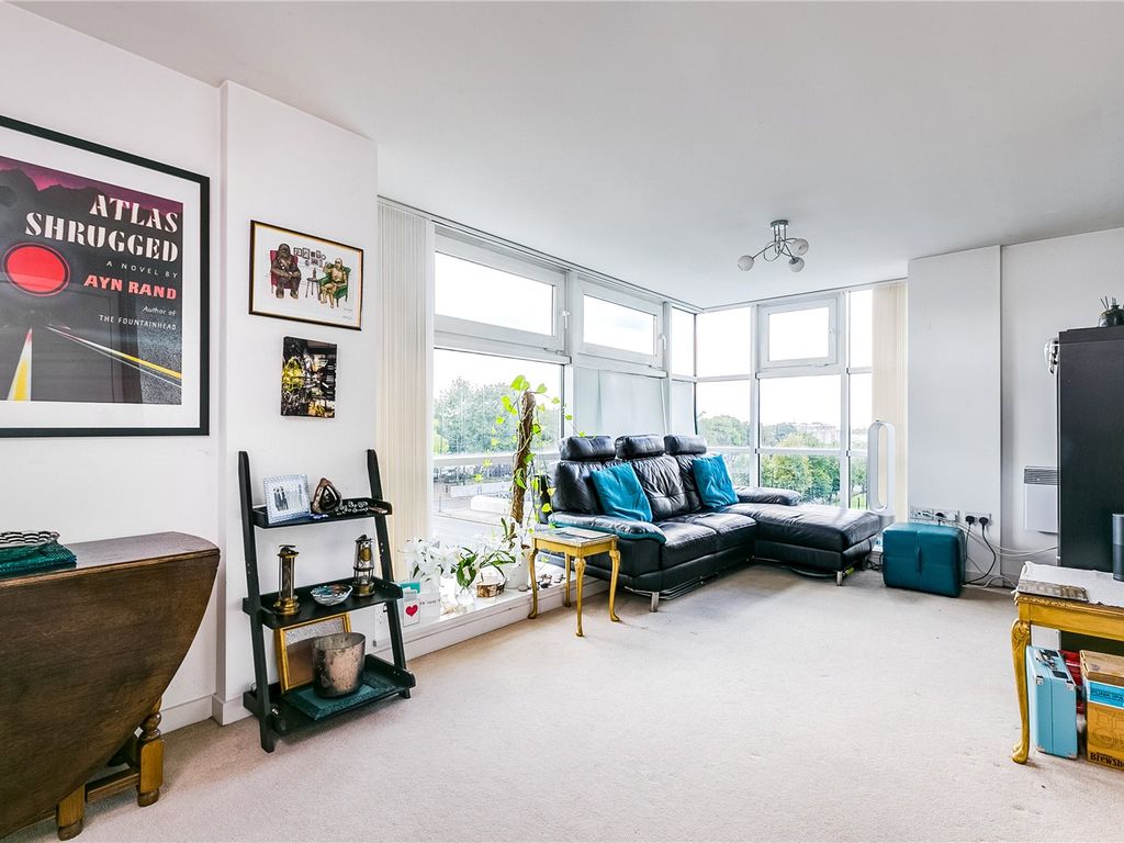 Phoenix Way, Wandsworth, London SW18  