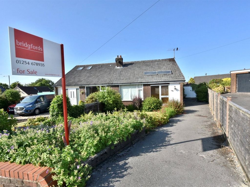 2 bed bungalow for sale in Springdale Road, Langho, Blackburn