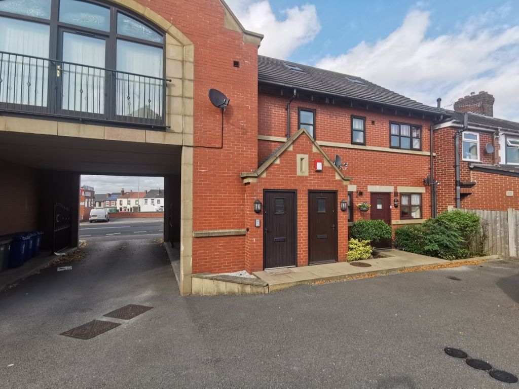 2 bed flat for sale in Meir Road, StokeOnTrent ST3 Zoopla