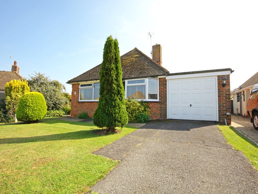 3 bed detached bungalow for sale in Coppice Close, Eastbourne BN20, £351,500 Zoopla
