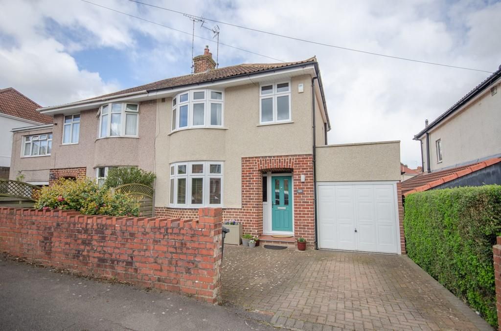 3 bed semidetached house for sale in Salisbury Road, Downend, Bristol