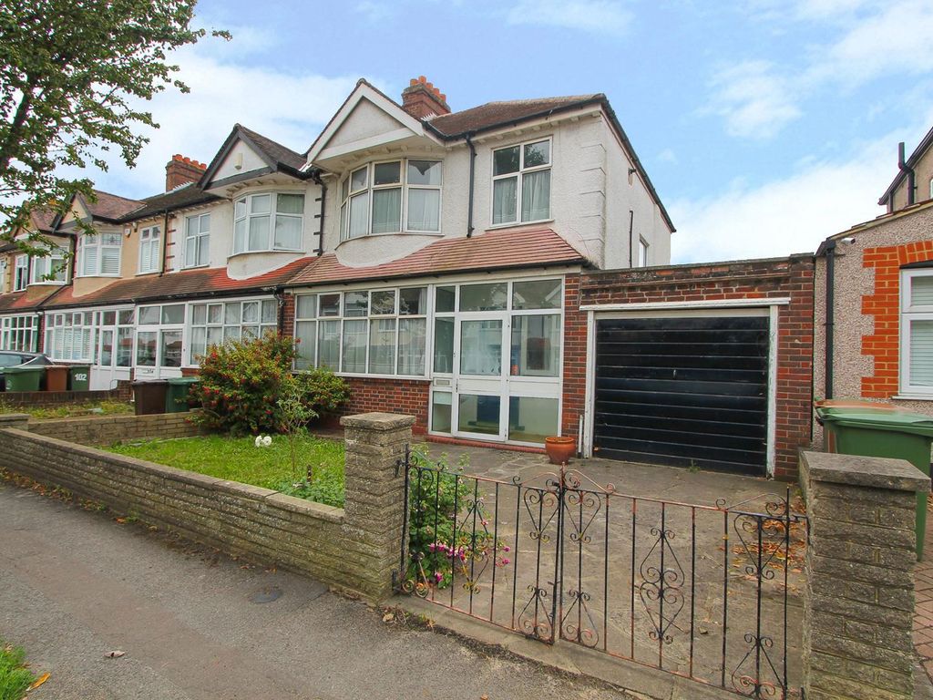 3 bed end terrace house for sale in Godalming Avenue, Wallington SM6