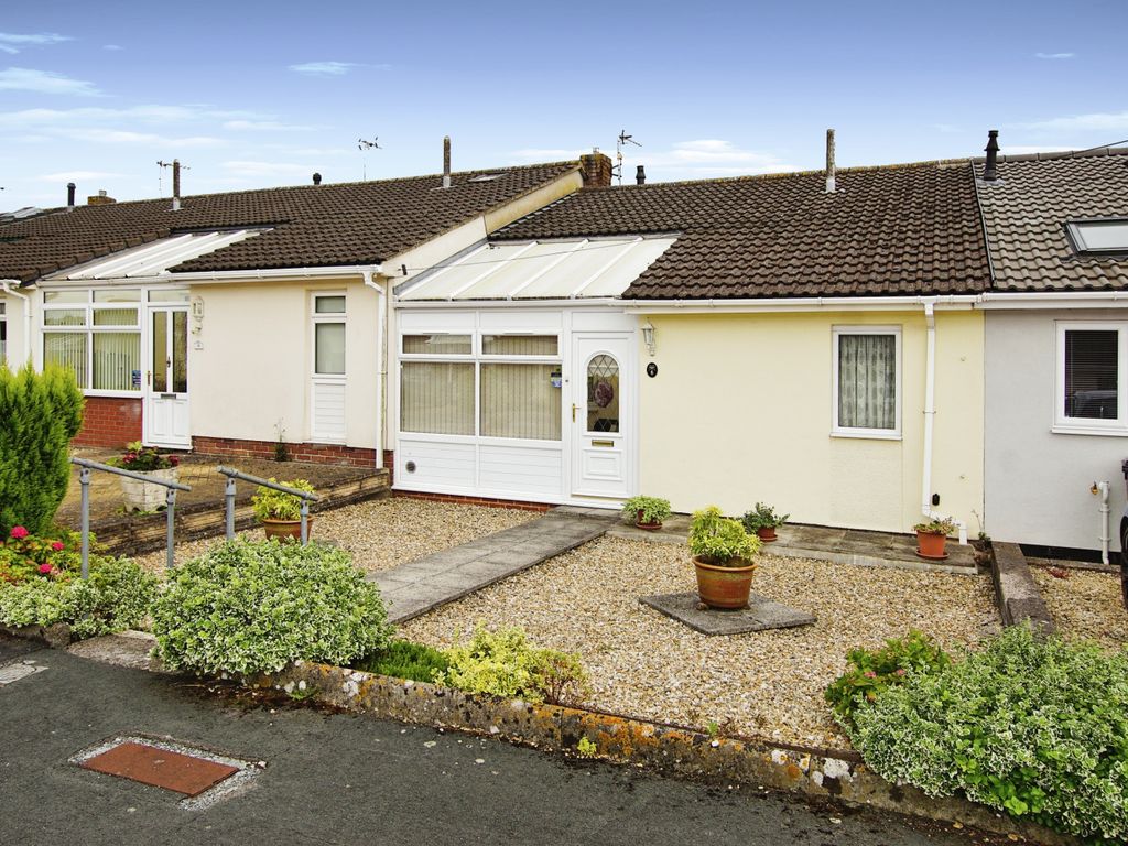 2 bed bungalow for sale in Walton Heath, Yate, Bristol, Gloucestershire