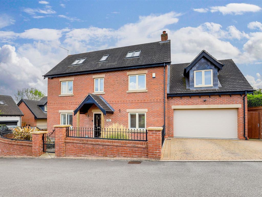 5 bed detached house for sale in Mount Street, Breaston, Derbyshire