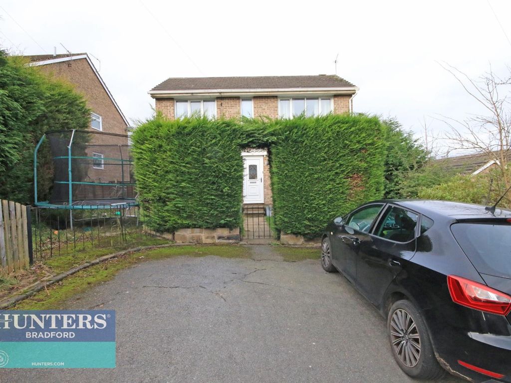 3 bed detached house to rent in Dorian Close Greengates, Bradford, West