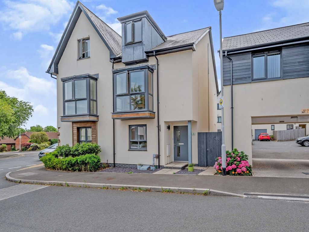 Cobham Close, Glenholt, Plymouth PL6  