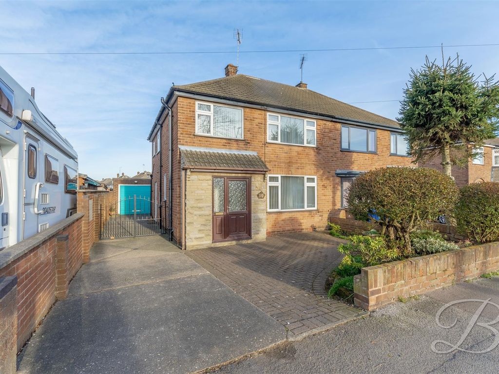 3 bed semidetached house to rent in Park Hall Road, Mansfield