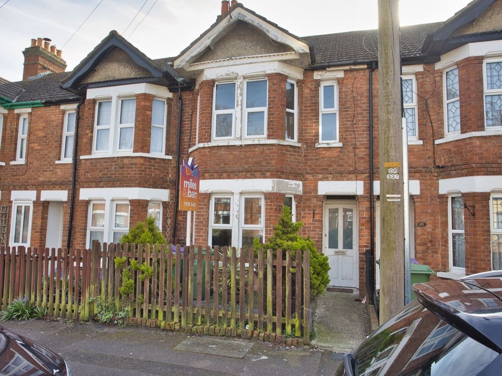 3 bed terraced house for sale in St. Francis Road, Folkestone CT19, £