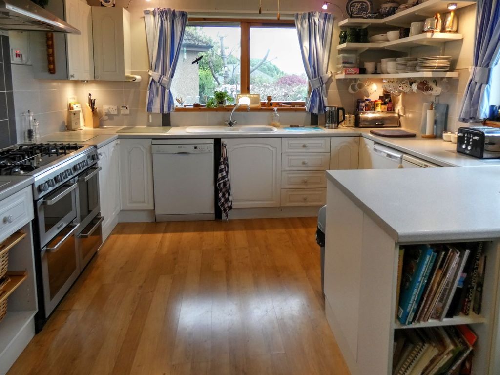 4 bed detached bungalow for sale in Albert Road, Oldmeldrum, Inverurie