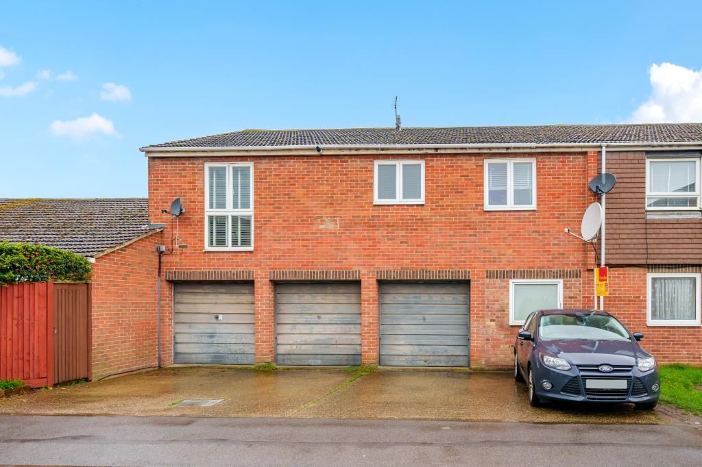 2 bed for sale in Slough, Berkshire SL2 Zoopla