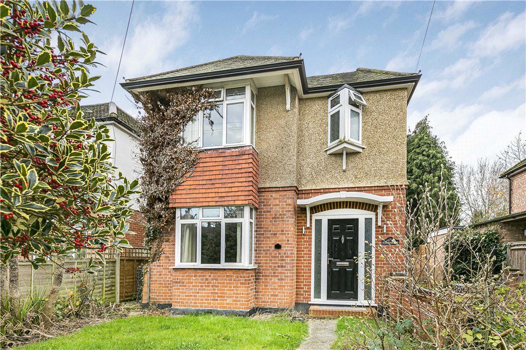 3 bed detached house for sale in Stroude Road, Virginia Water, Surrey