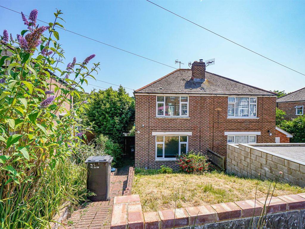 3 bed semidetached house for sale in Greville Road, Hastings TN35, £