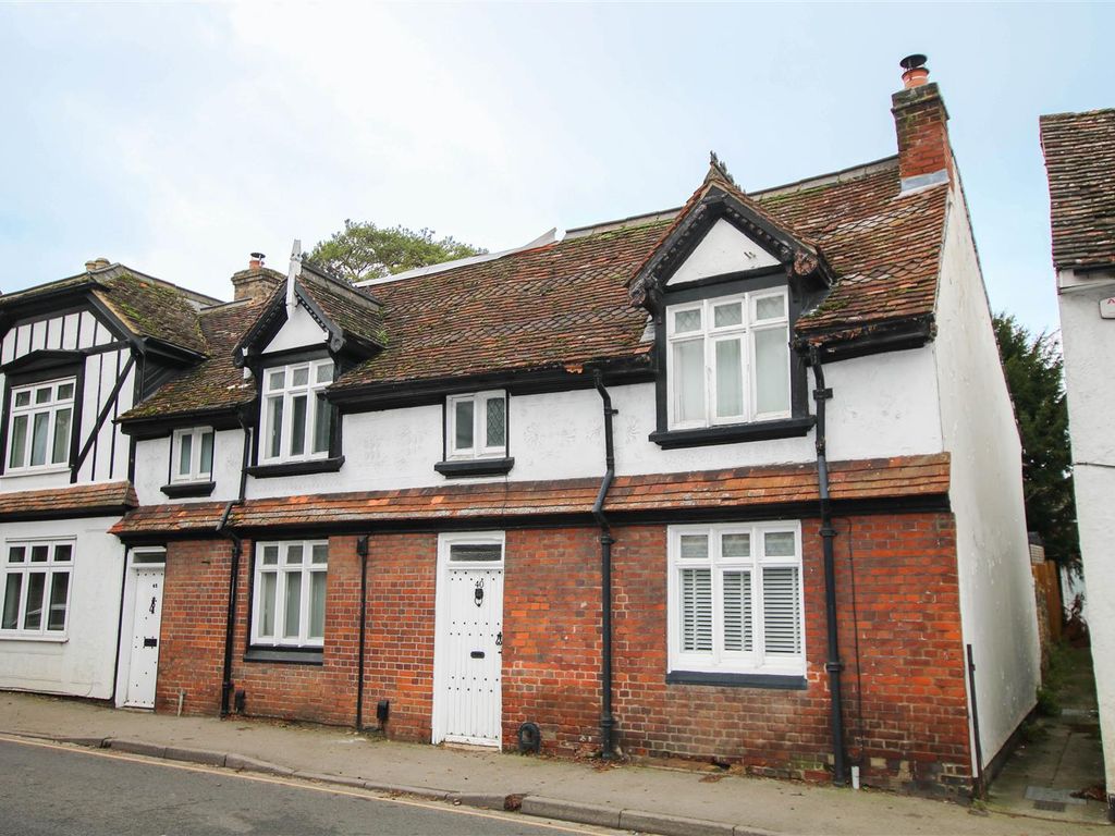 3 bed end terrace house for sale in London Road, Saffron Walden CB11, £