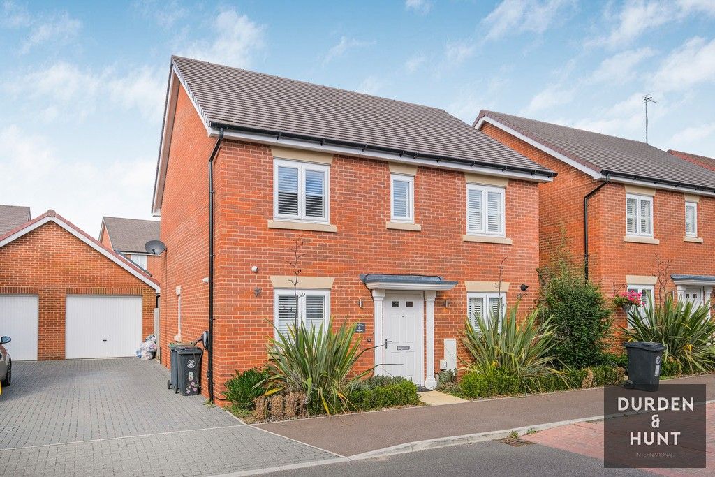 4 bed detached house for sale in Elstar Road, Ongar CM5 Zoopla