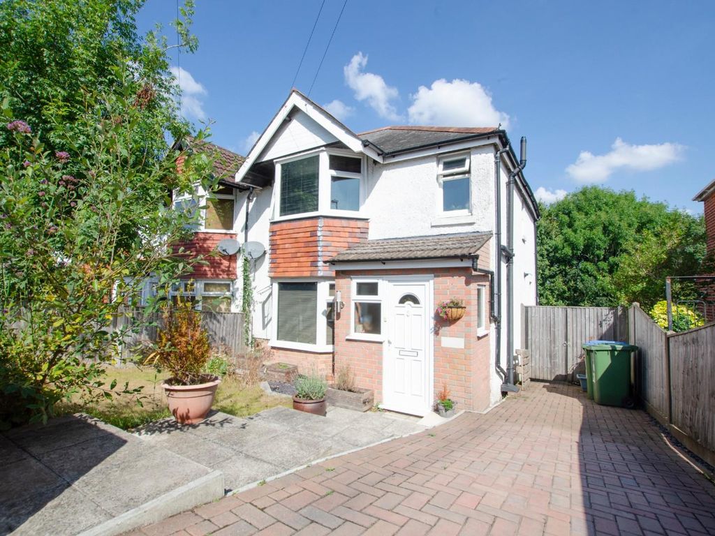 3 bed semidetached house for sale in Midanbury Lane, Bitterne Park