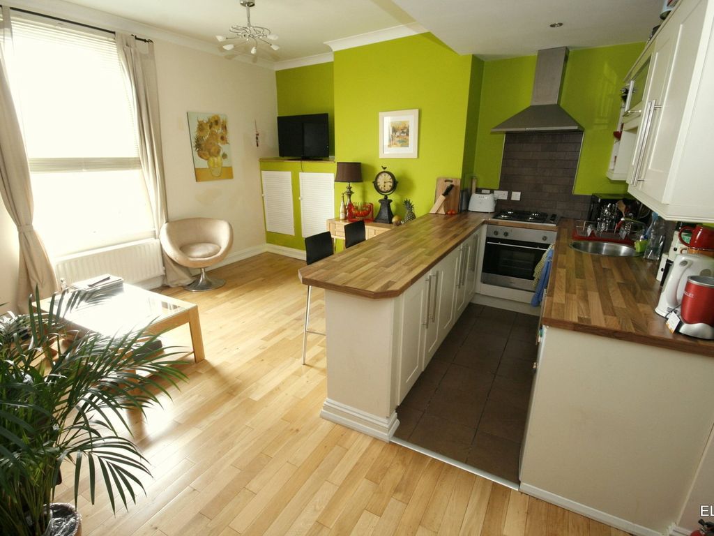 2 bed flat to rent in Frederick Street South, Meadowfield, Durham DH7