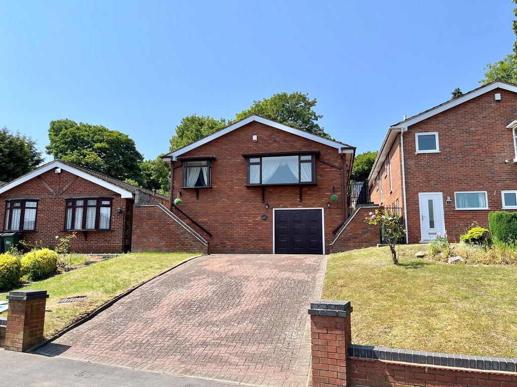 3 bed detached bungalow for sale in Wyndmill Crescent, West Bromwich