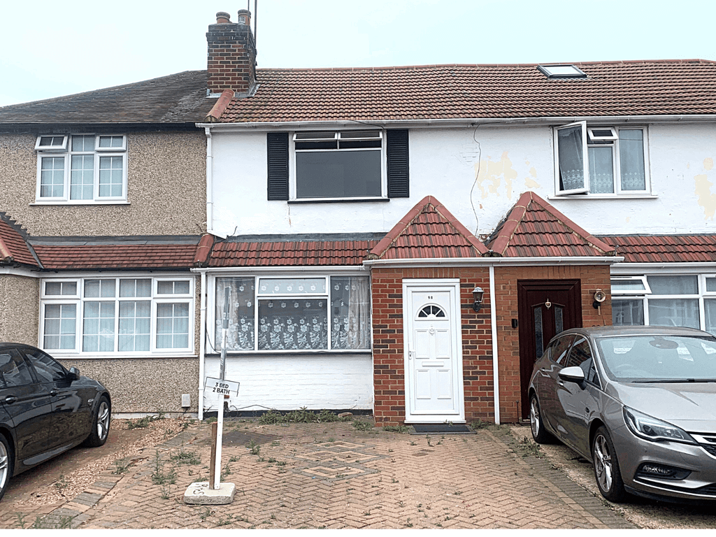 3 bed terraced house to rent in Woodrow Avenue, Hayes UB4 Zoopla