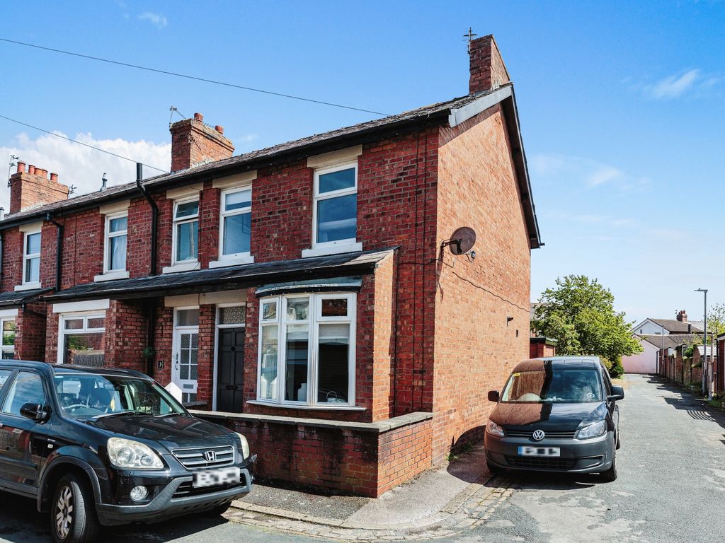 3 bed end terrace house for sale in Gloucester Road, Lytham St. Annes