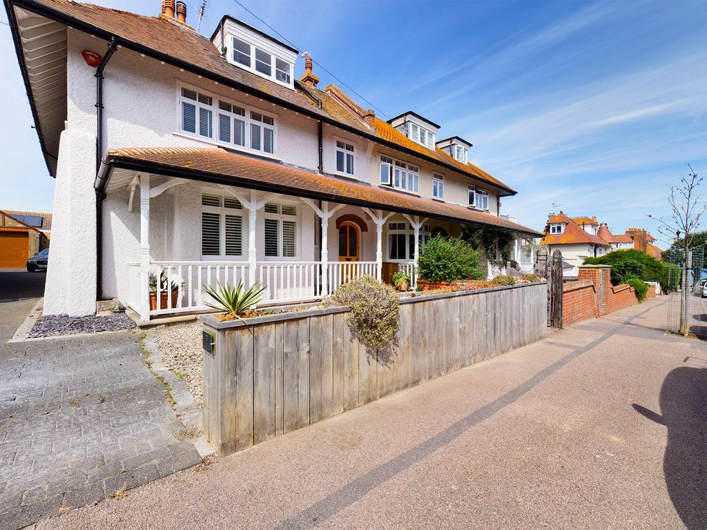 5 bed semidetached house for sale in Dickens Road, Broadstairs CT10