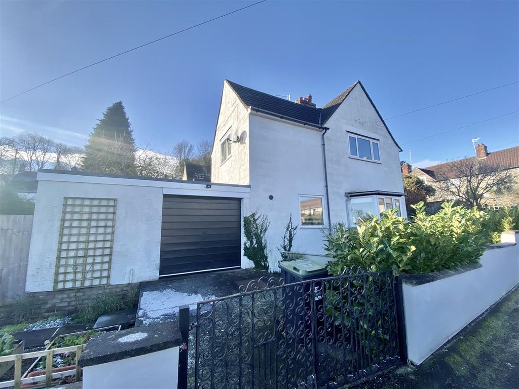 3 bed semidetached house for sale in Hardwick Avenue, Chepstow NP16 Zoopla