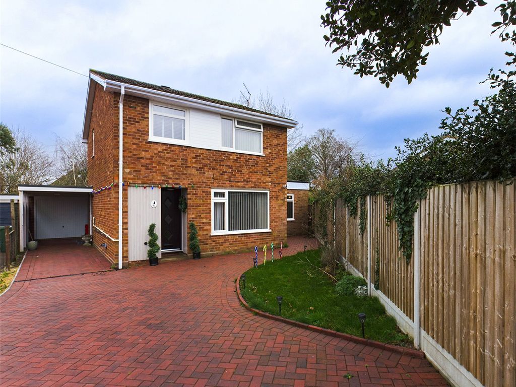 3 bed detached house for sale in Hudson Close, Worcester WR2 Zoopla