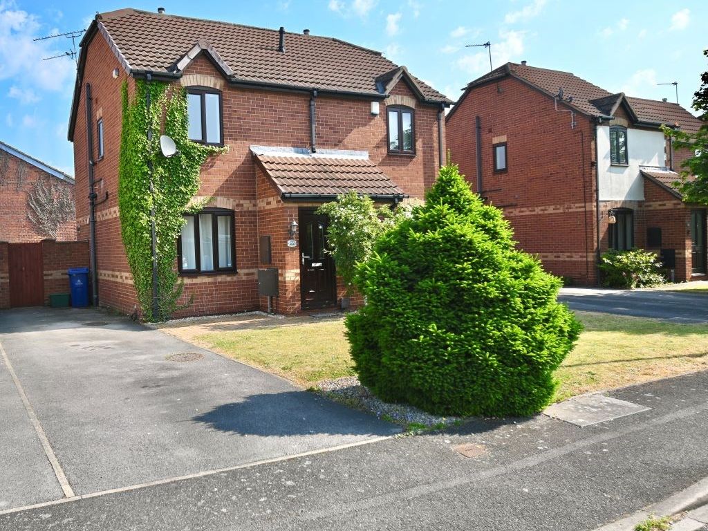 2 bed semidetached house for sale in Church Meadow Road, Rossington