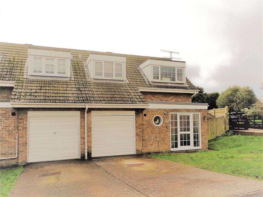 3 bed semidetached house for sale in Nursery Fields, Hythe CT21 Zoopla
