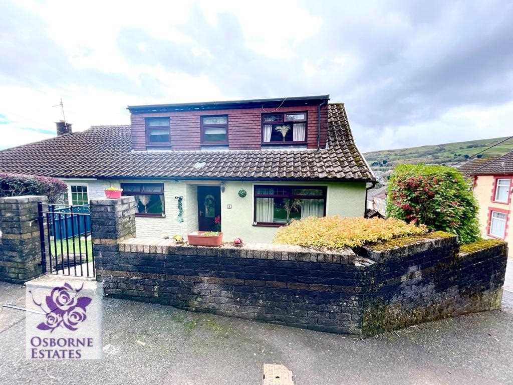 3 bed bungalow for sale in Sycamore Drive, Trealaw, Tonypandy CF40 Zoopla