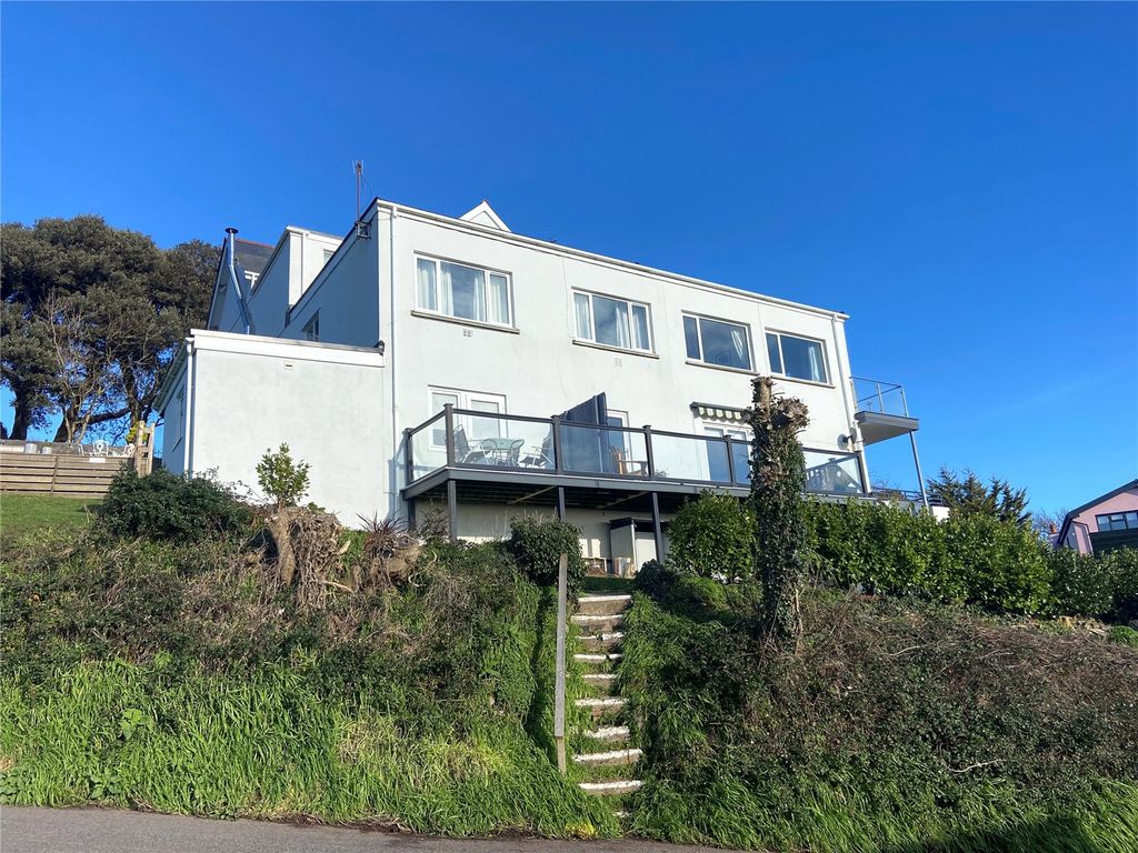 2 bed flat to rent in 2 The Mount, Penally, Tenby, Pembrokeshire SA70