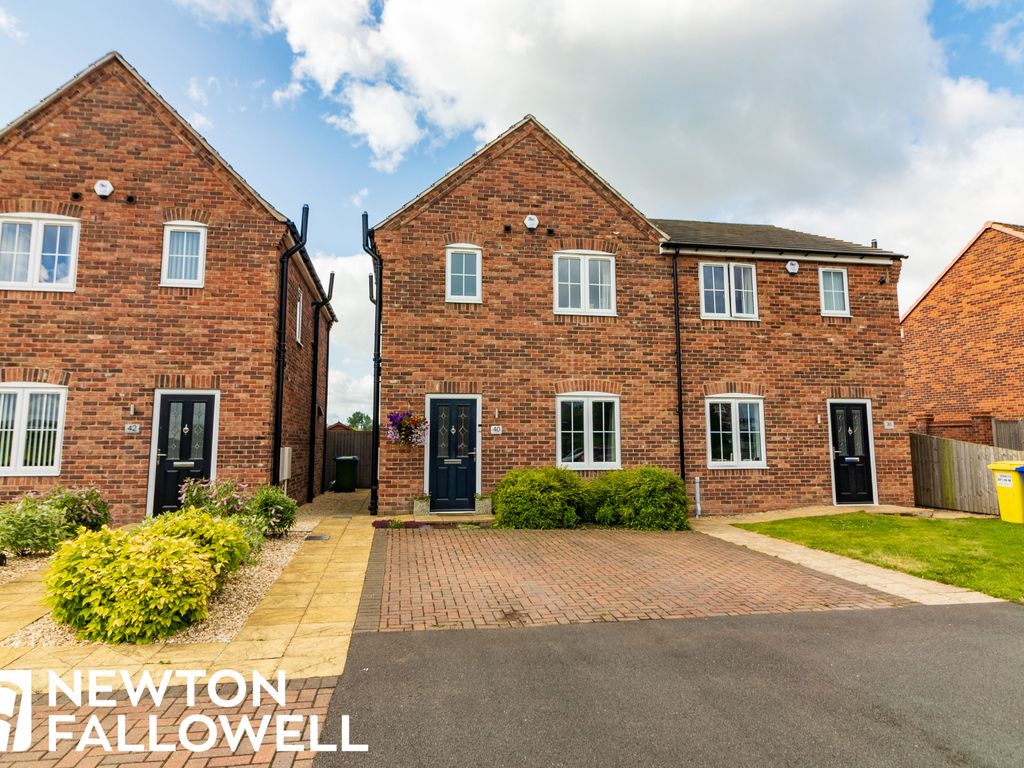 3 bed semidetached house for sale in Birchcroft Road, Retford DN22