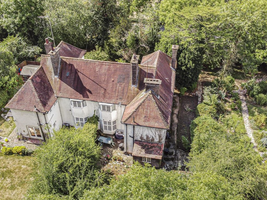 5 bed semidetached house for sale in Winterstoke Gardens, Mill Hill