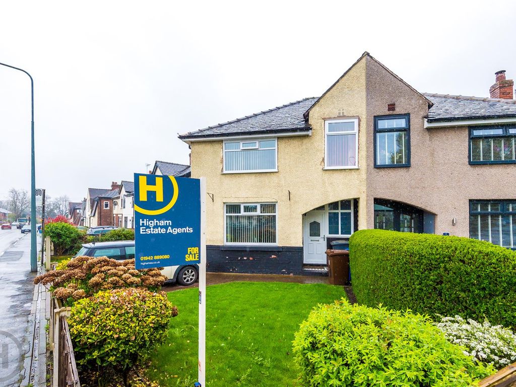 3 bed semidetached house for sale in Higher Green Lane, Tyldesley