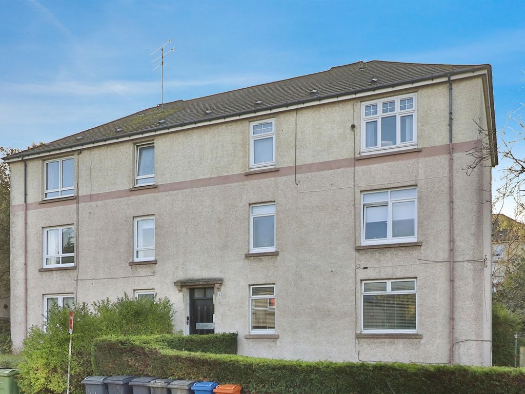 2 bed flat for sale in Emerson Road, Glasgow G64, £