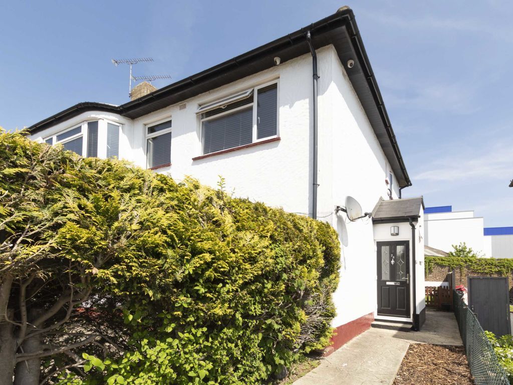 3 bed to rent in Warkworth Gardens, Isleworth TW7 Zoopla