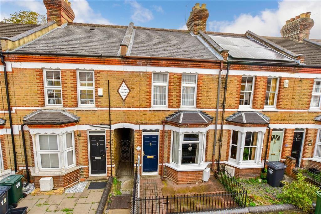 3 bed terraced house for sale in Brandon Road, Dartford, Kent DA1, £