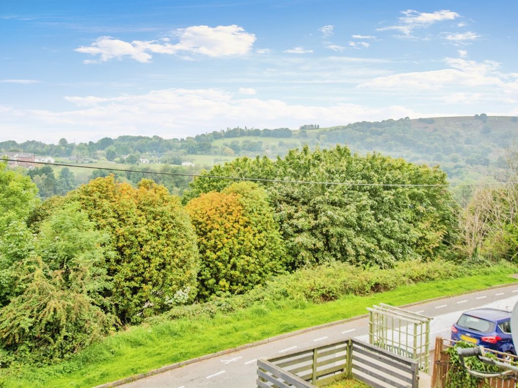 4 bed semidetached house for sale in Manor Road, Abersychan, Pontypool