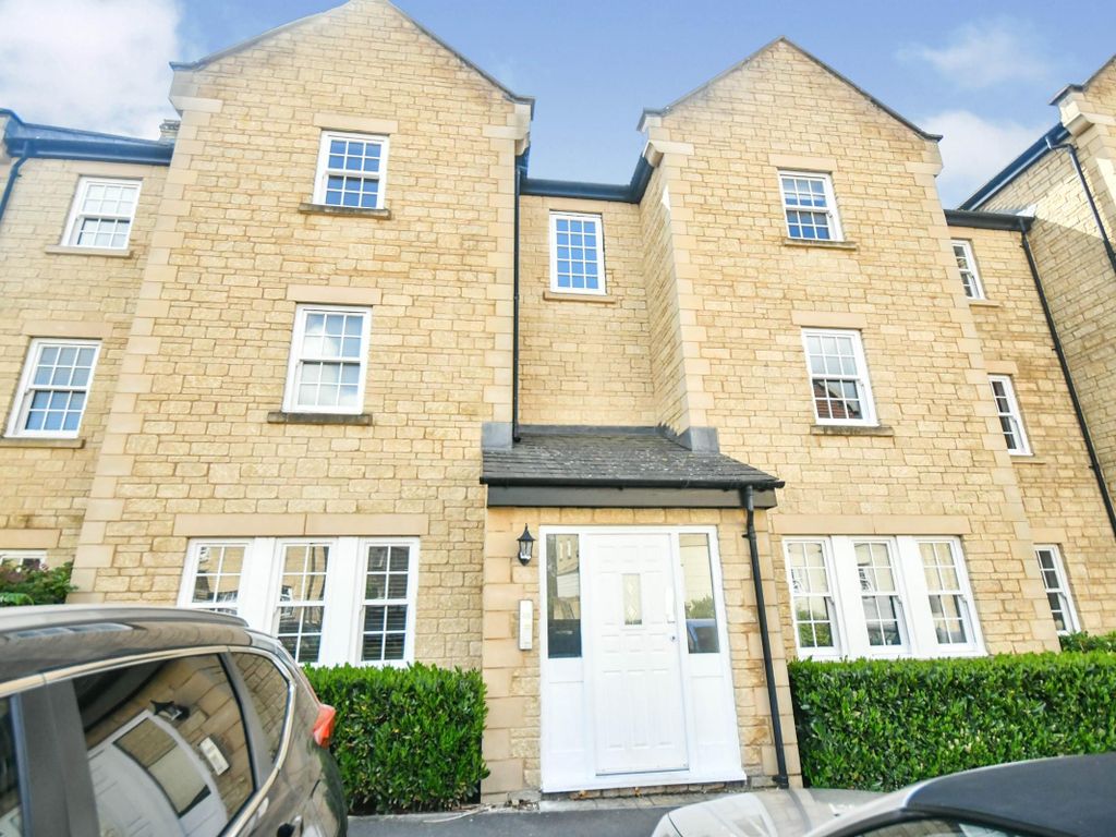 2 bed flat to rent in Flowers Yard, Chippenham SN15 Zoopla