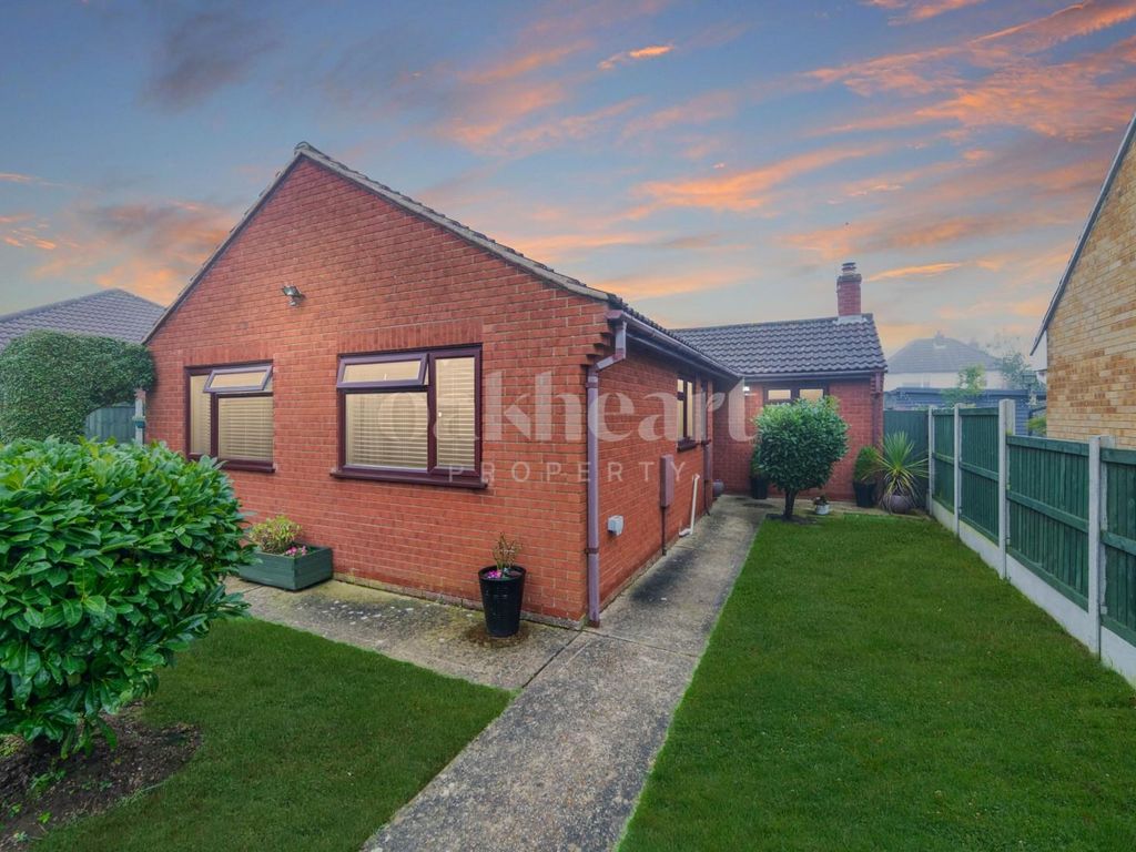 3 bed detached bungalow for sale in Clara Reeve Close, Colchester CO3
