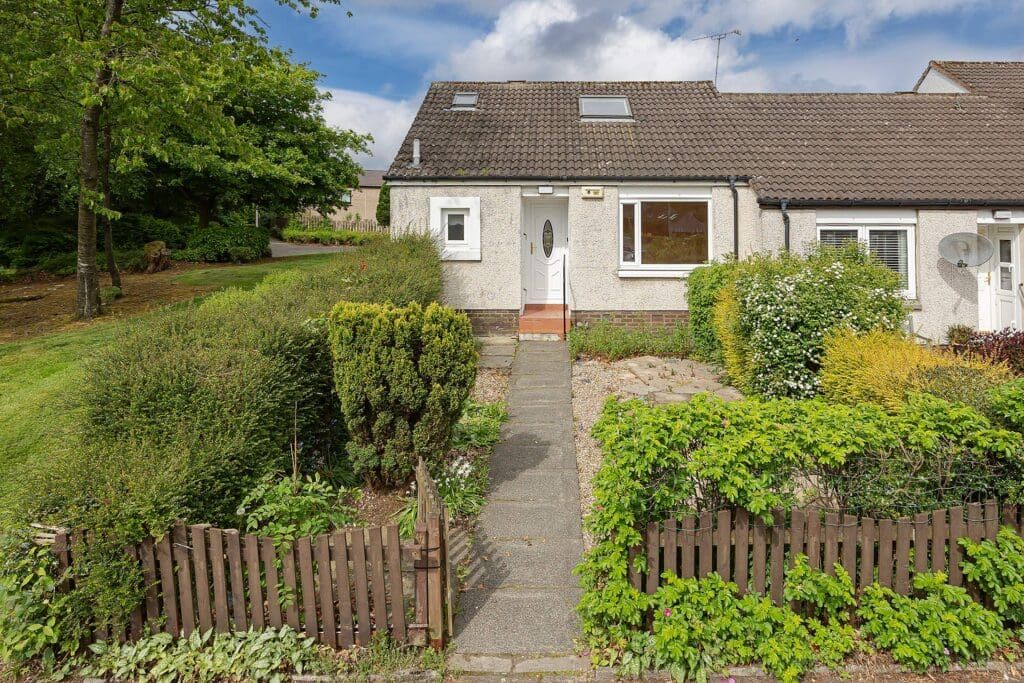 2 bed end terrace house for sale in Larbert Avenue, Deans, Livingston