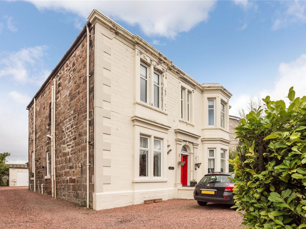 3 bed flat for sale in Union Street, Hamilton, South Lanarkshire ML3